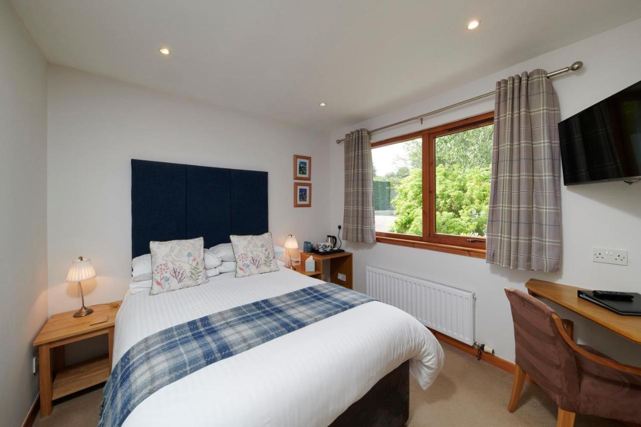By The Brae Bed & Breakfast Inverness Exterior photo