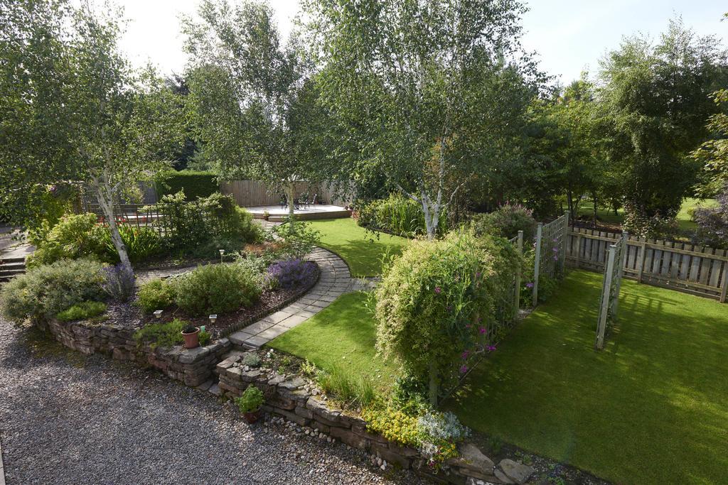 By The Brae Bed & Breakfast Inverness Exterior photo