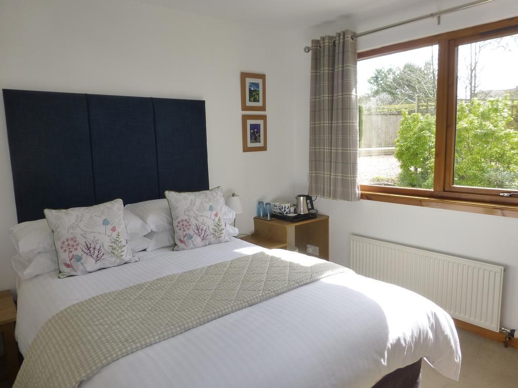 By The Brae Bed & Breakfast Inverness Exterior photo